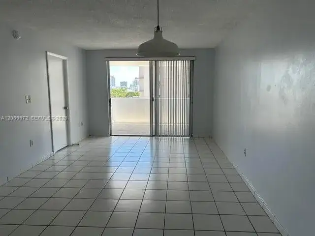 1331 Lincoln Rd # 905, Miami Beach FL 33139 photo 3