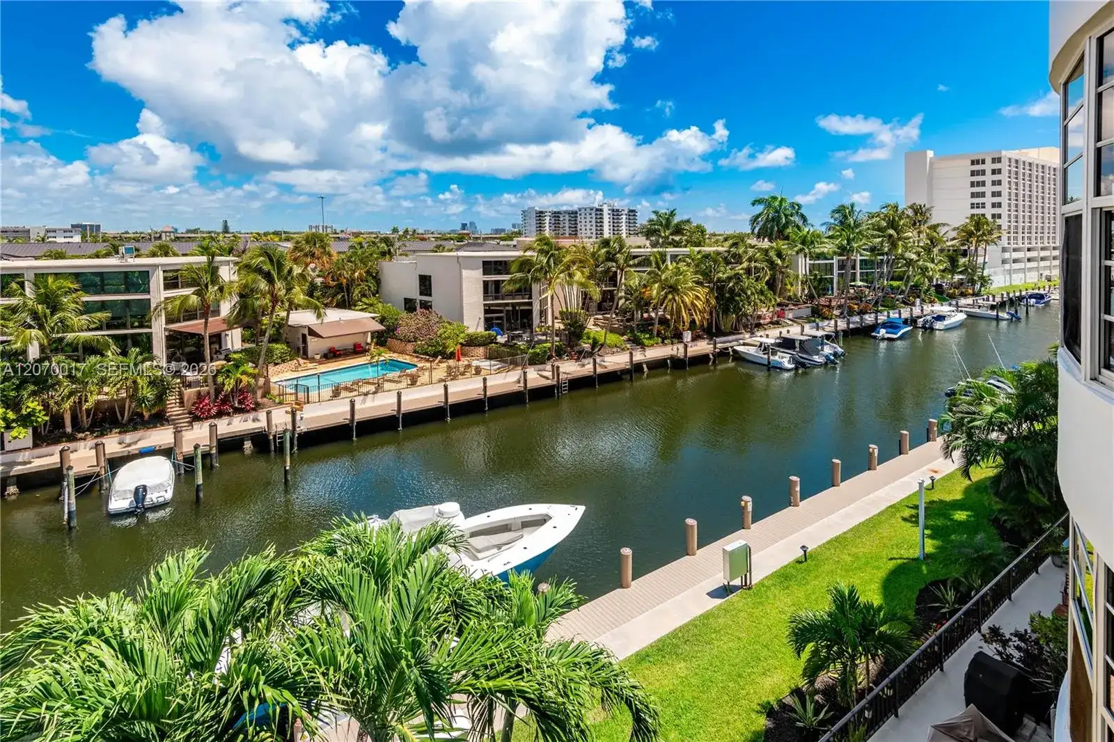 3051 NE 48th St # 406, Fort Lauderdale FL 33308 photo 3