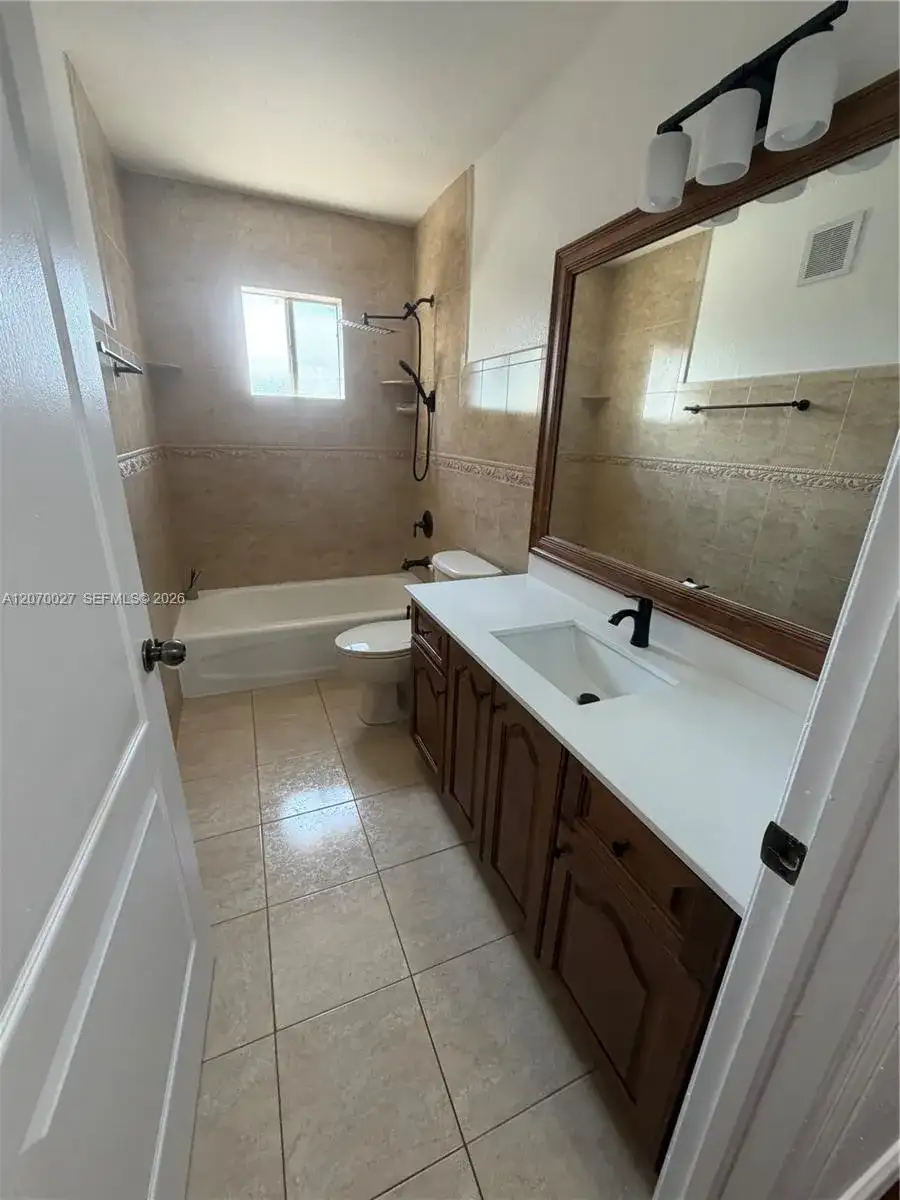 7776 W 36th Ave # 6, Hialeah FL 33018 photo 4