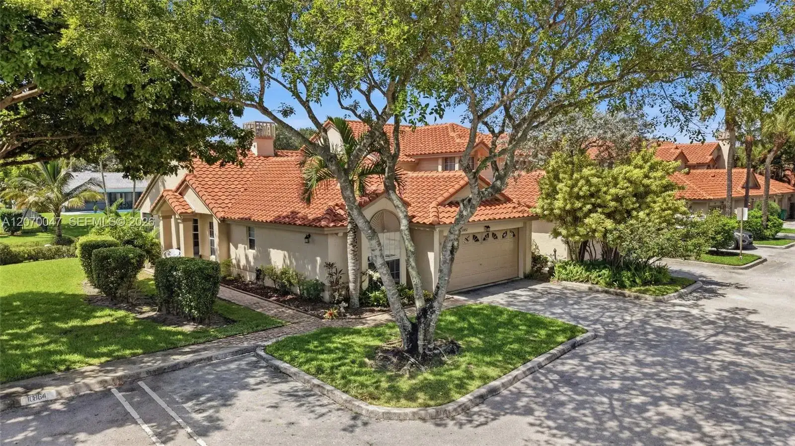 10852 Cypress Glen Dr, Coral Springs FL 33071 photo 3