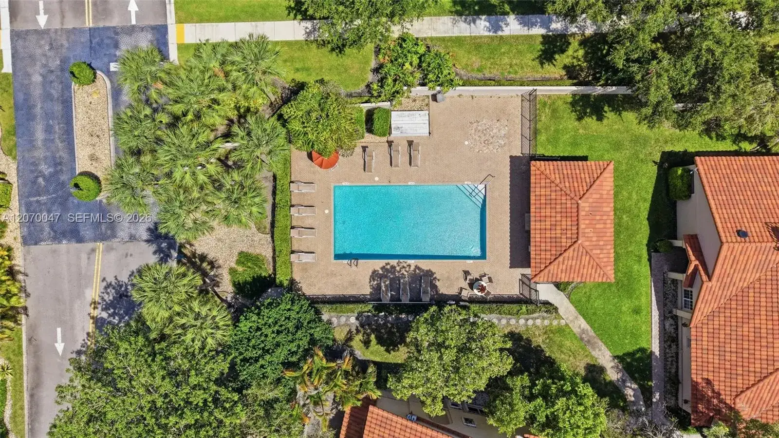 10852 Cypress Glen Dr, Coral Springs FL 33071 photo 4
