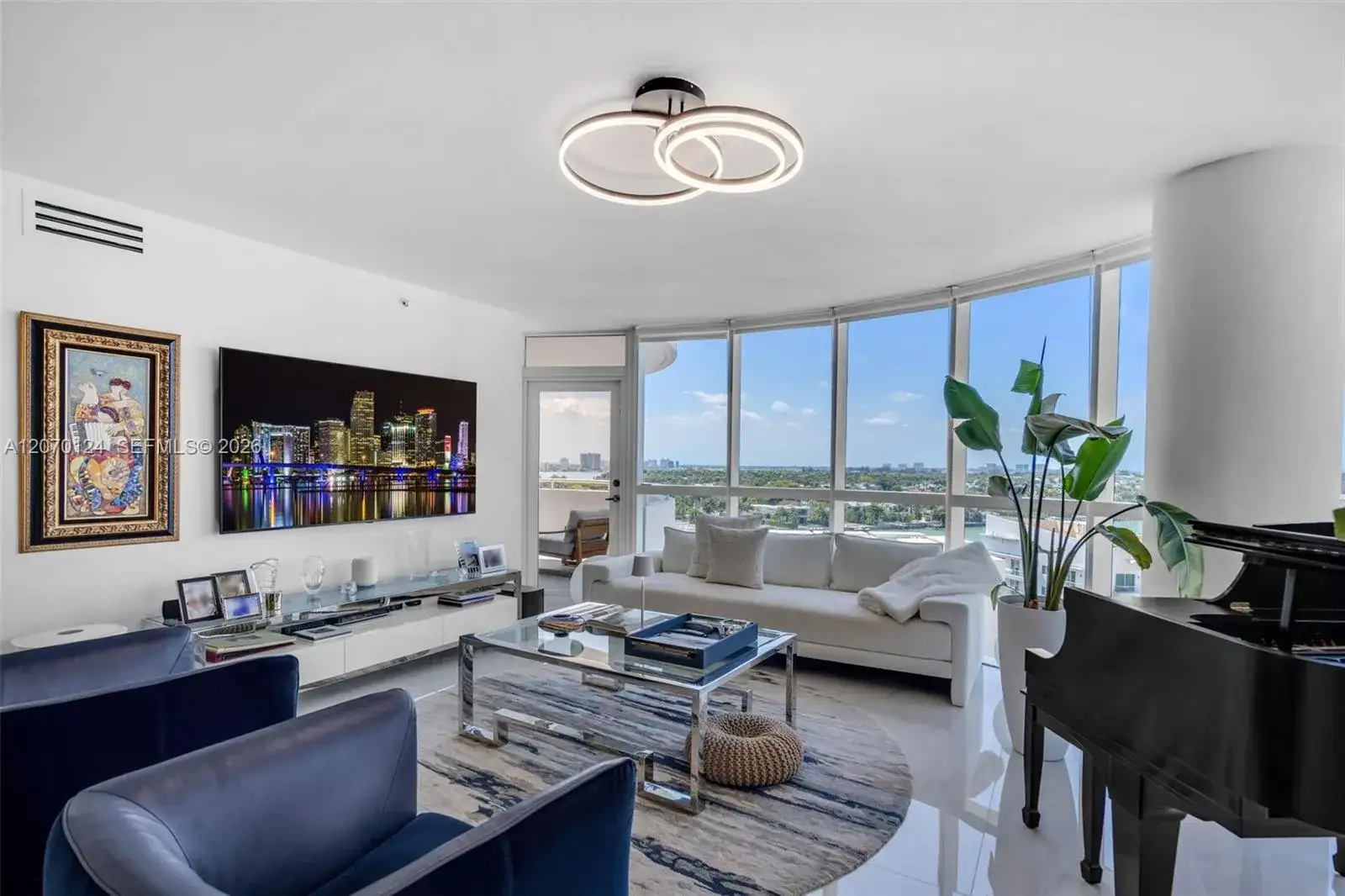 6301 Collins Ave # 1207, Miami Beach FL 33141 photo 2