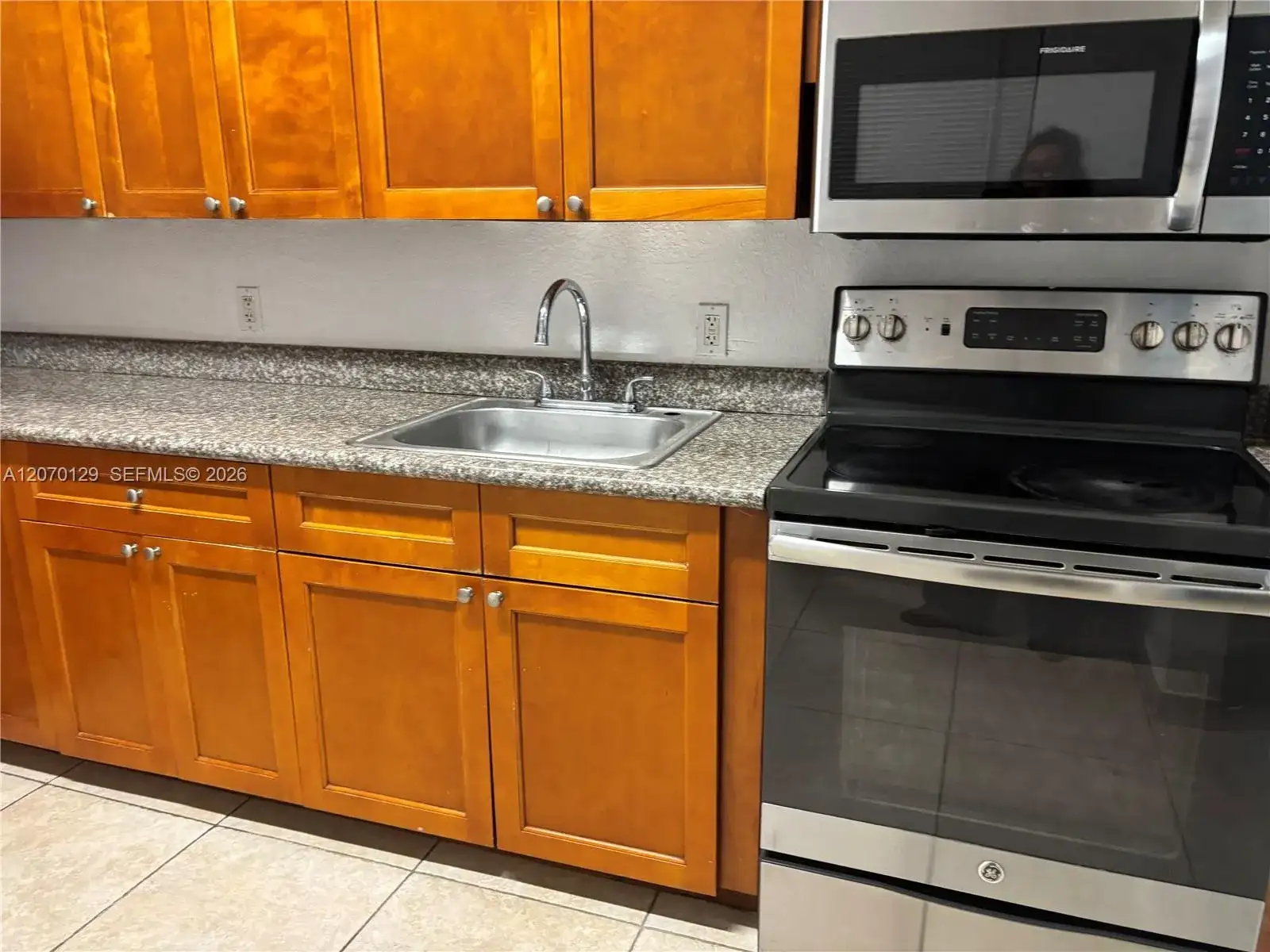 2059 SW 7th St # 0, Miami FL 33135 photo 3