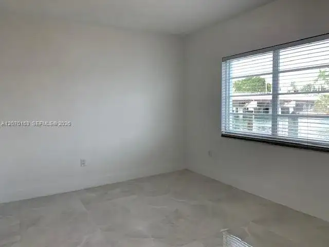 7207 Bay Dr # 23, Miami Beach FL 33141 photo 2