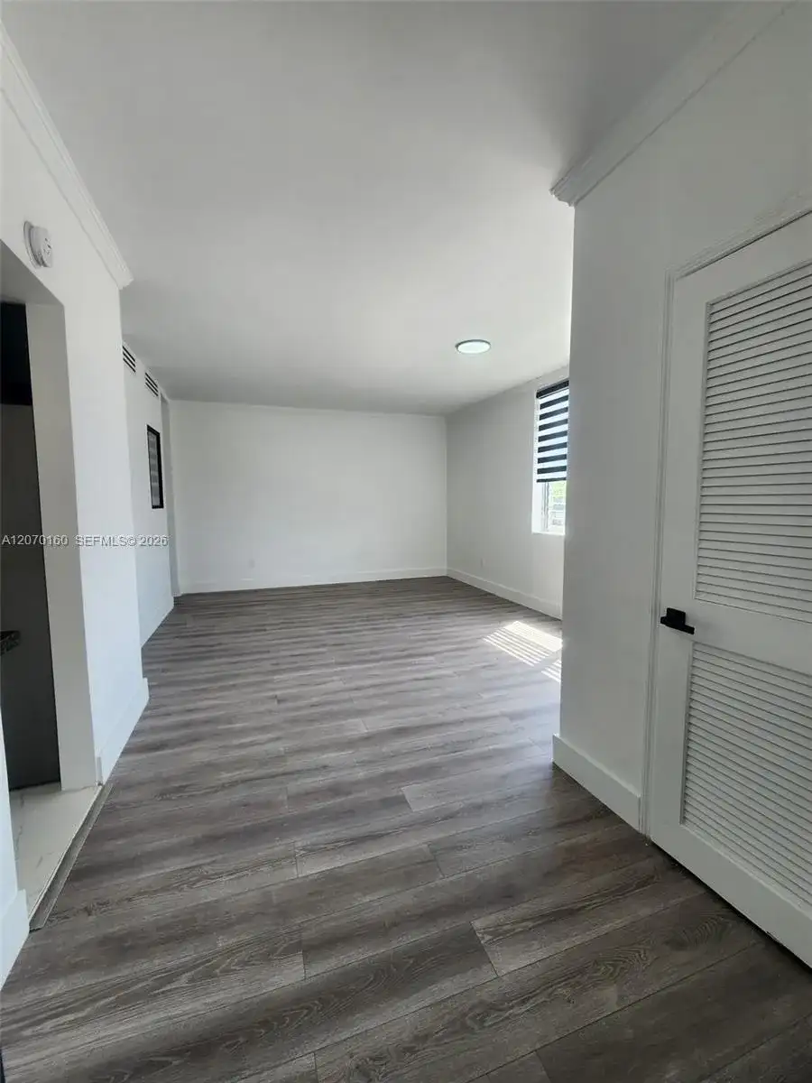 2101 Normandy Dr # 202, Miami Beach FL 33141 photo 5