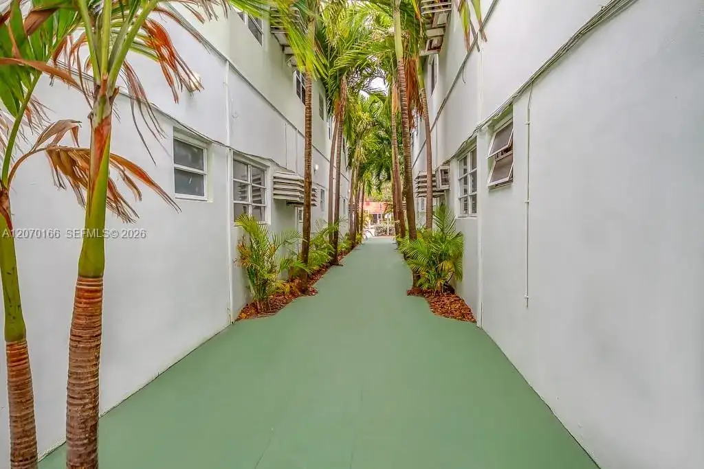 1334 Alton Rd # A6, Miami Beach FL 33139 photo 4