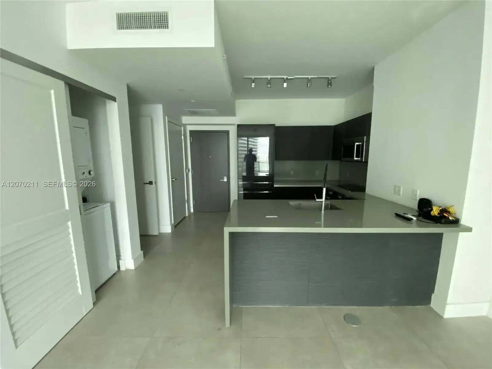 1080 Brickell Ave # 2505, Miami FL 33131 photo 2
