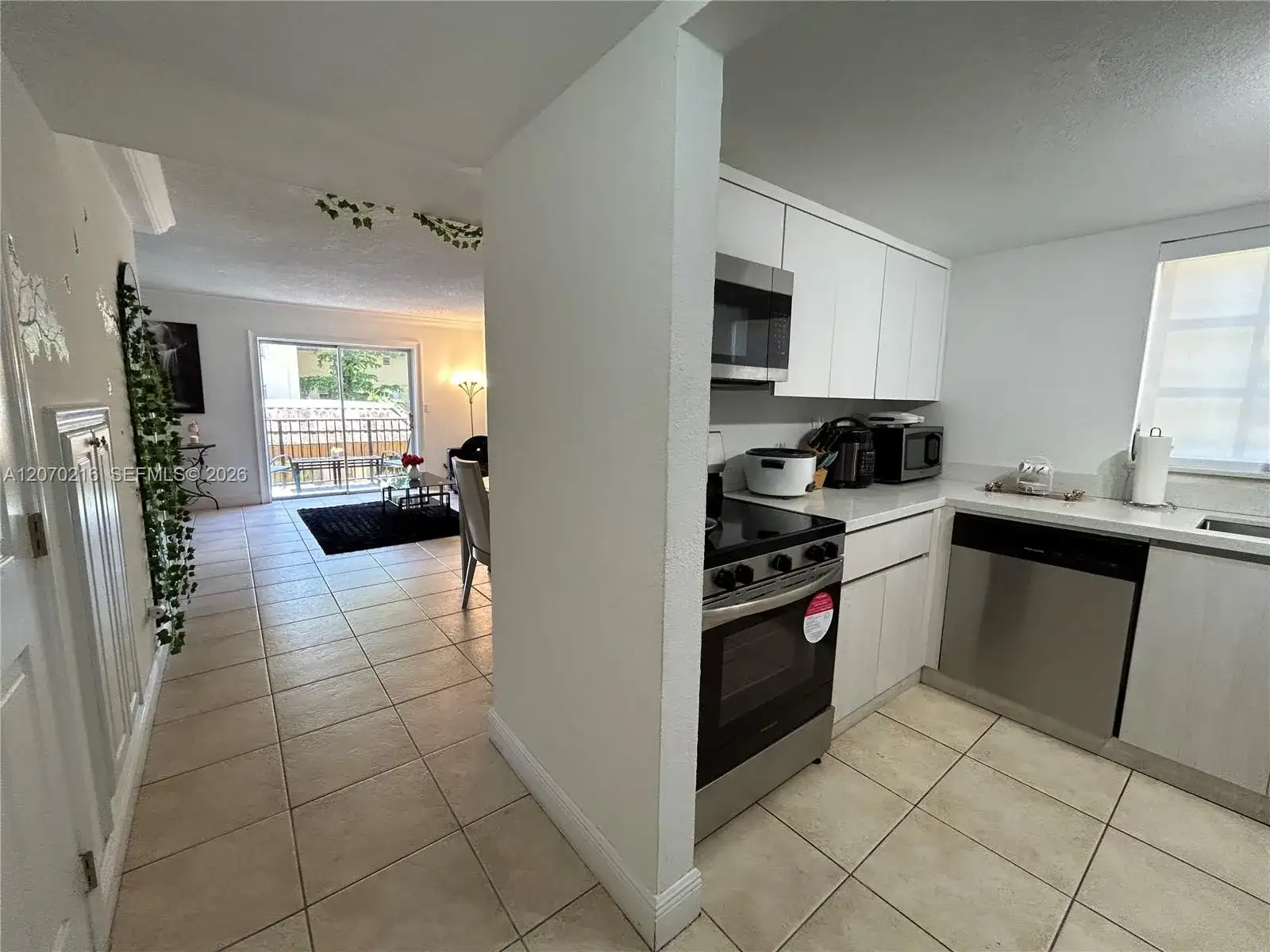 8500 SW 109th Ave # 220, Miami FL 33173 photo 5
