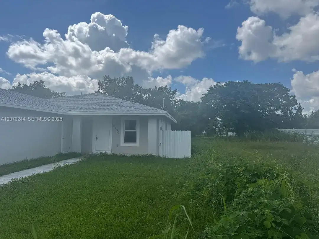 12230 SW 219th St # 0, Miami FL 33170 photo 2