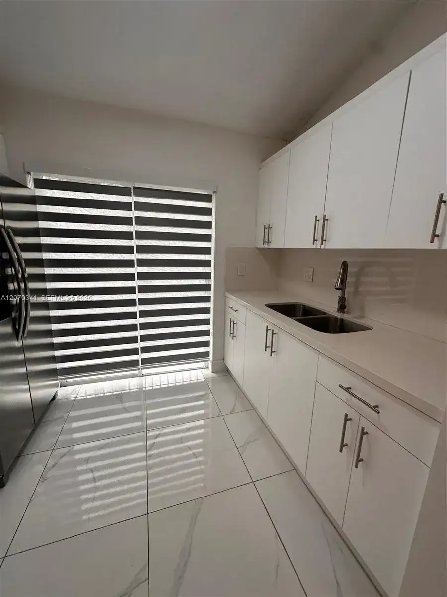 7999 SW 152nd Ave # 6, Miami FL 33193 photo 4