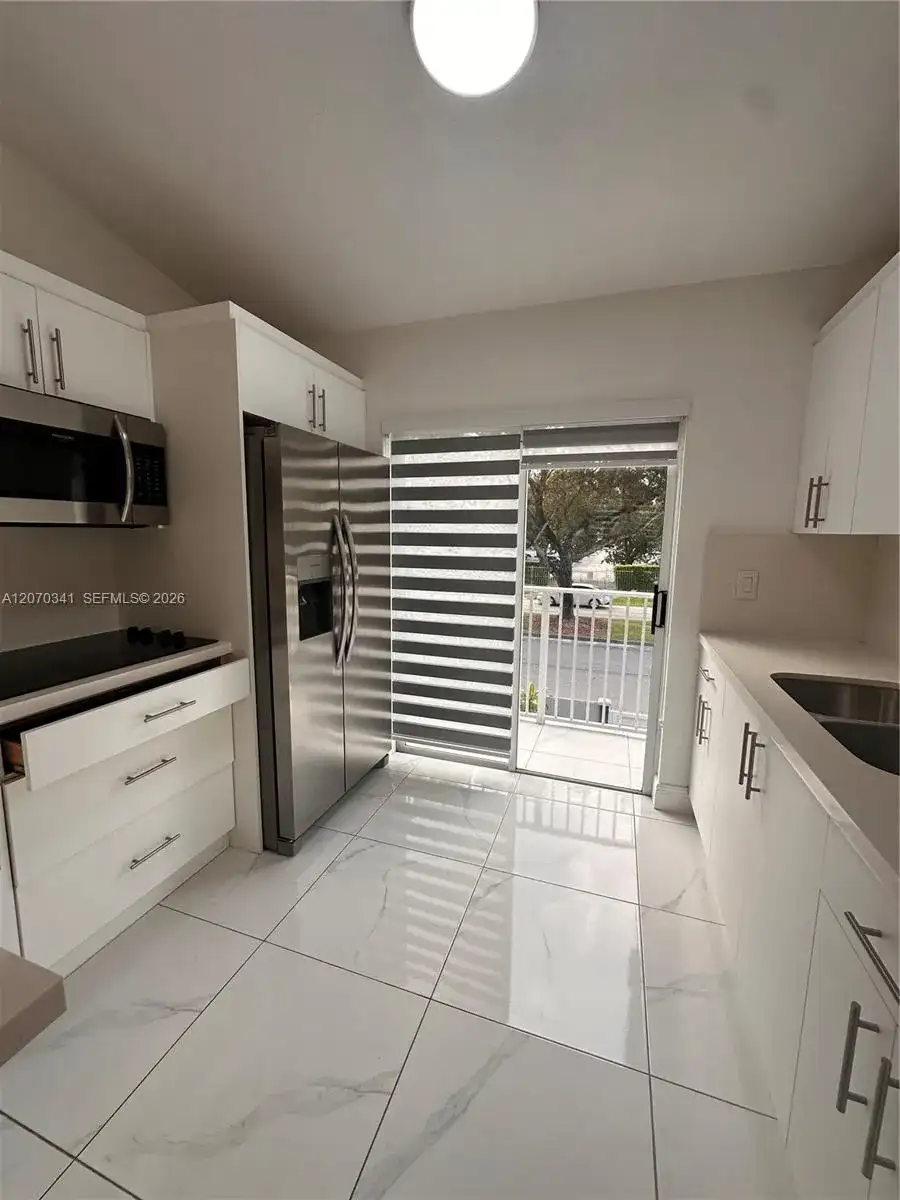 7999 SW 152nd Ave # 6, Miami FL 33193 photo 5