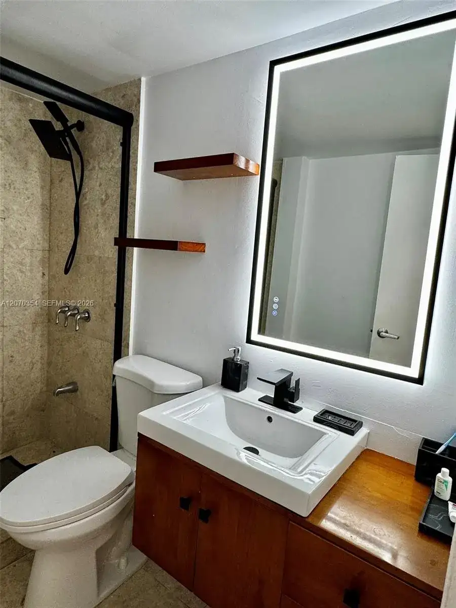 1300 Lincoln Rd # B302, Miami Beach FL 33139 photo 5
