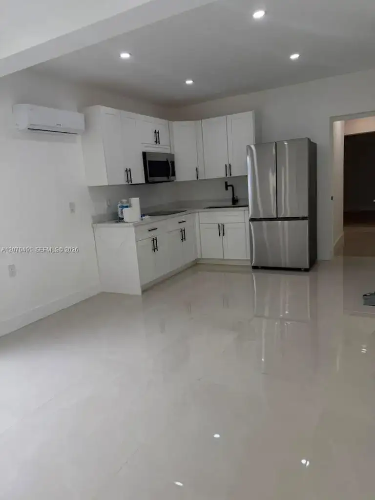 861 E 33rd St # 1, Hialeah FL 33013 photo 2