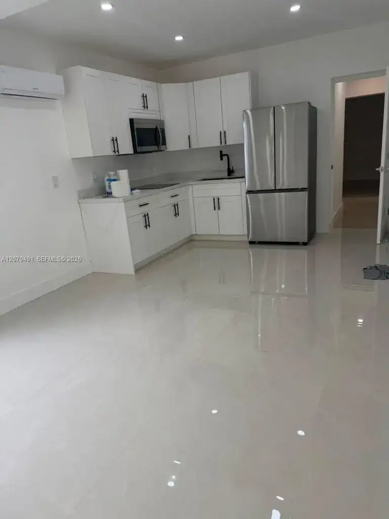 861 E 33rd St # 1, Hialeah FL 33013 photo 3