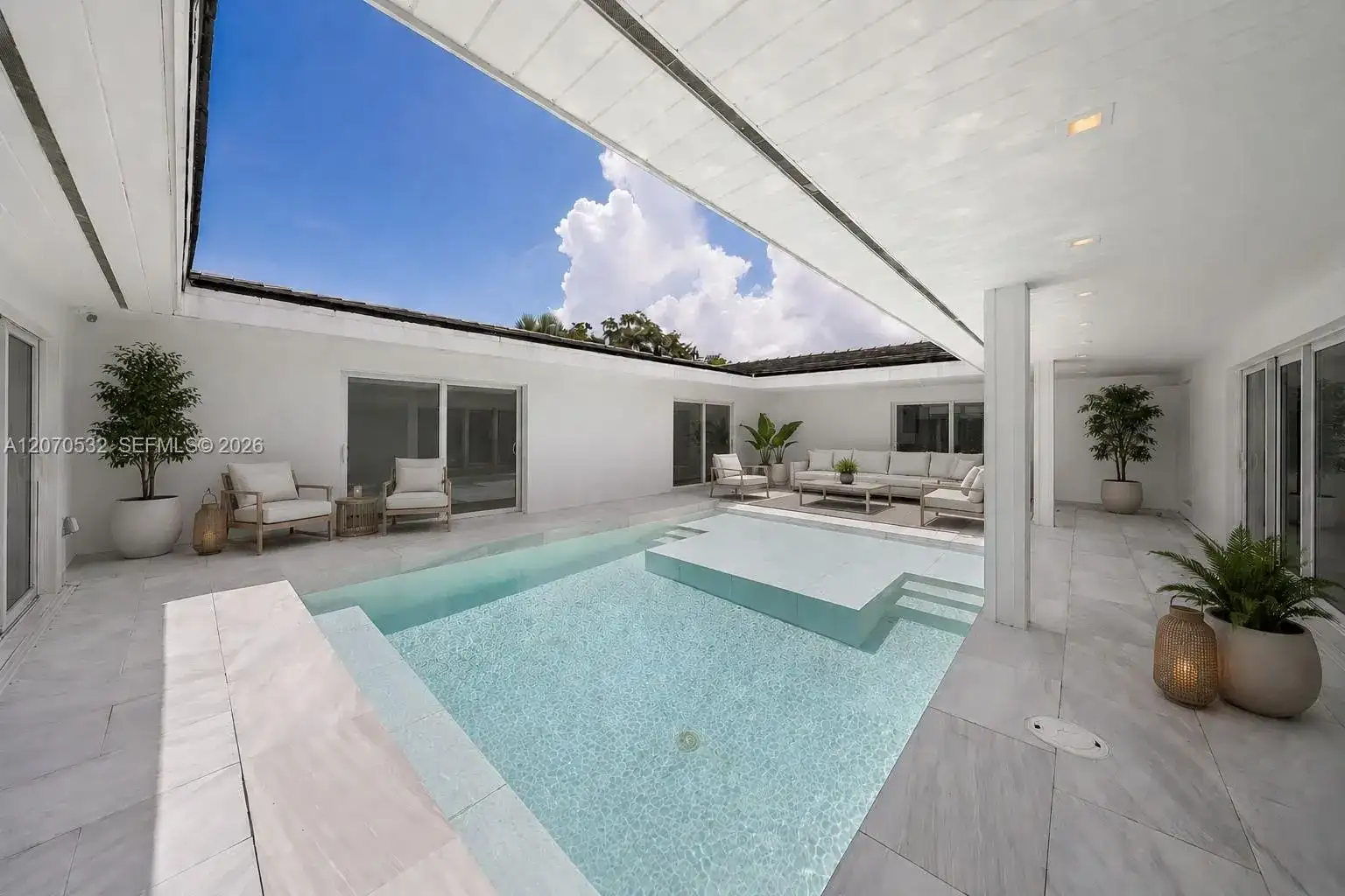 4001 Monserrate St, Coral Gables FL 33146 photo 2