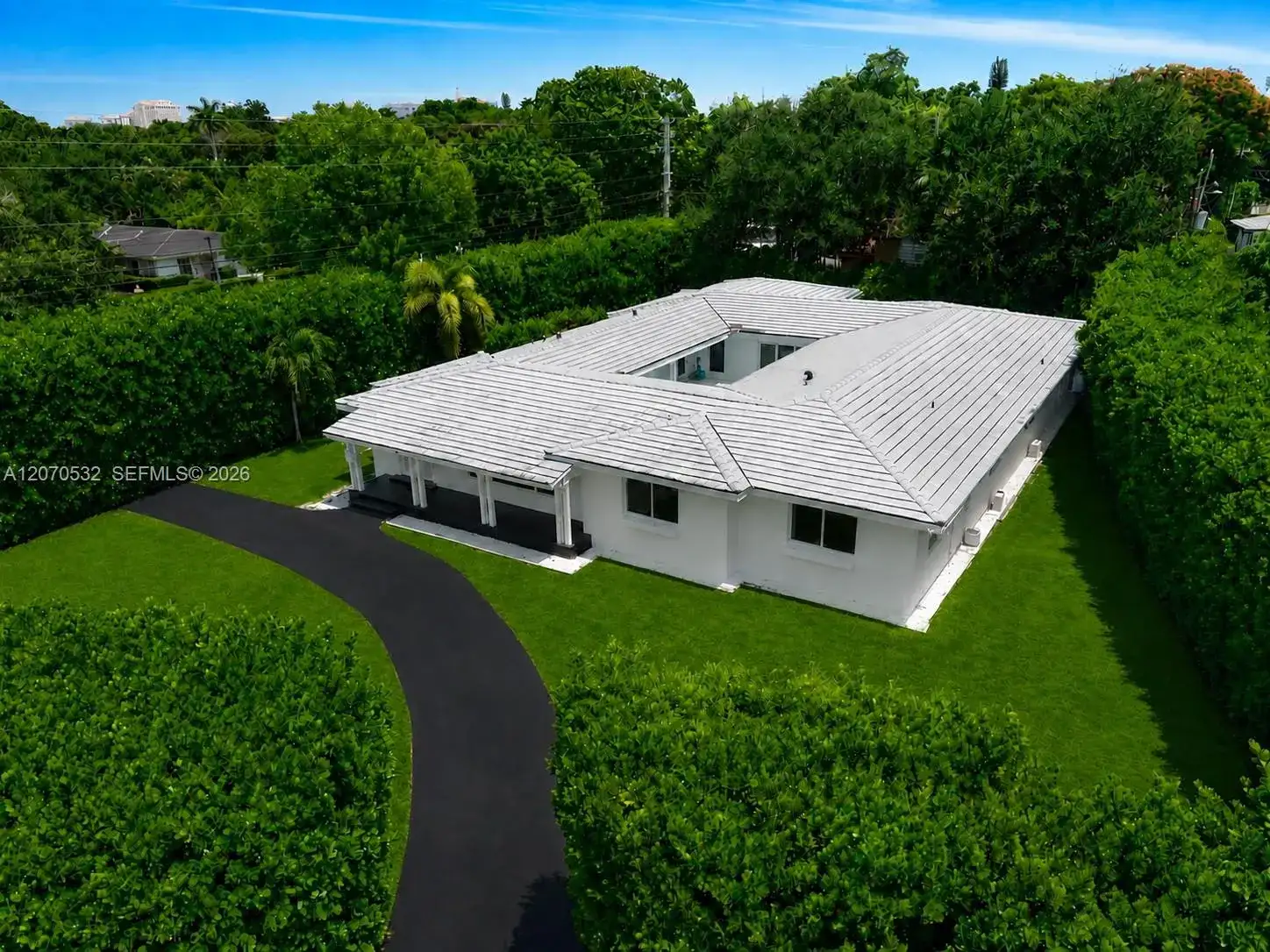 4001 Monserrate St, Coral Gables FL 33146 photo 4