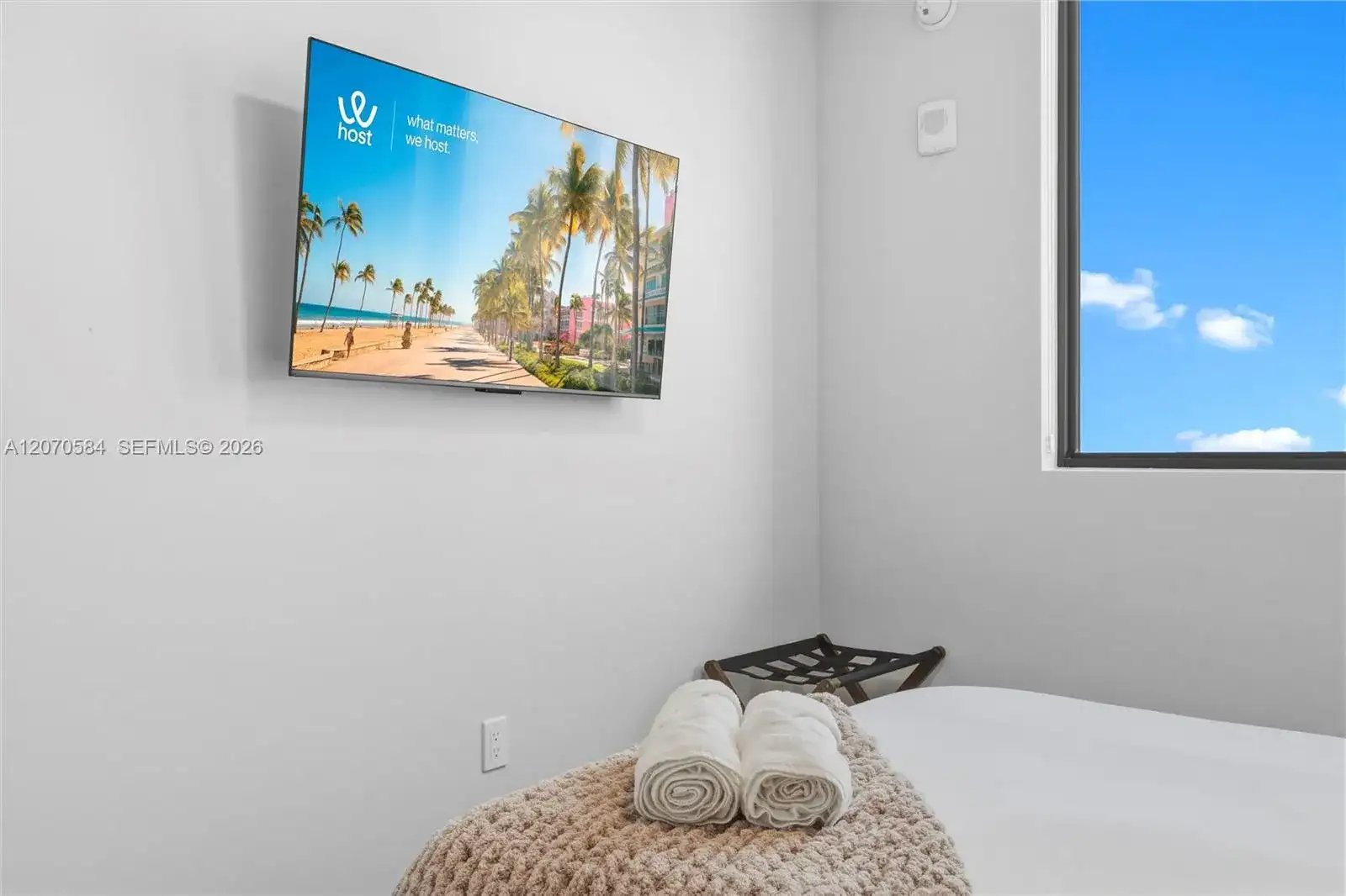 121 NE 5th St # 3312, Miami FL 33132 photo 5