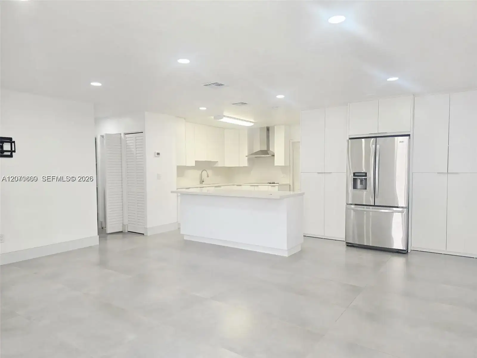 2820 NW 14th Ct, Fort Lauderdale FL 33311 photo 5