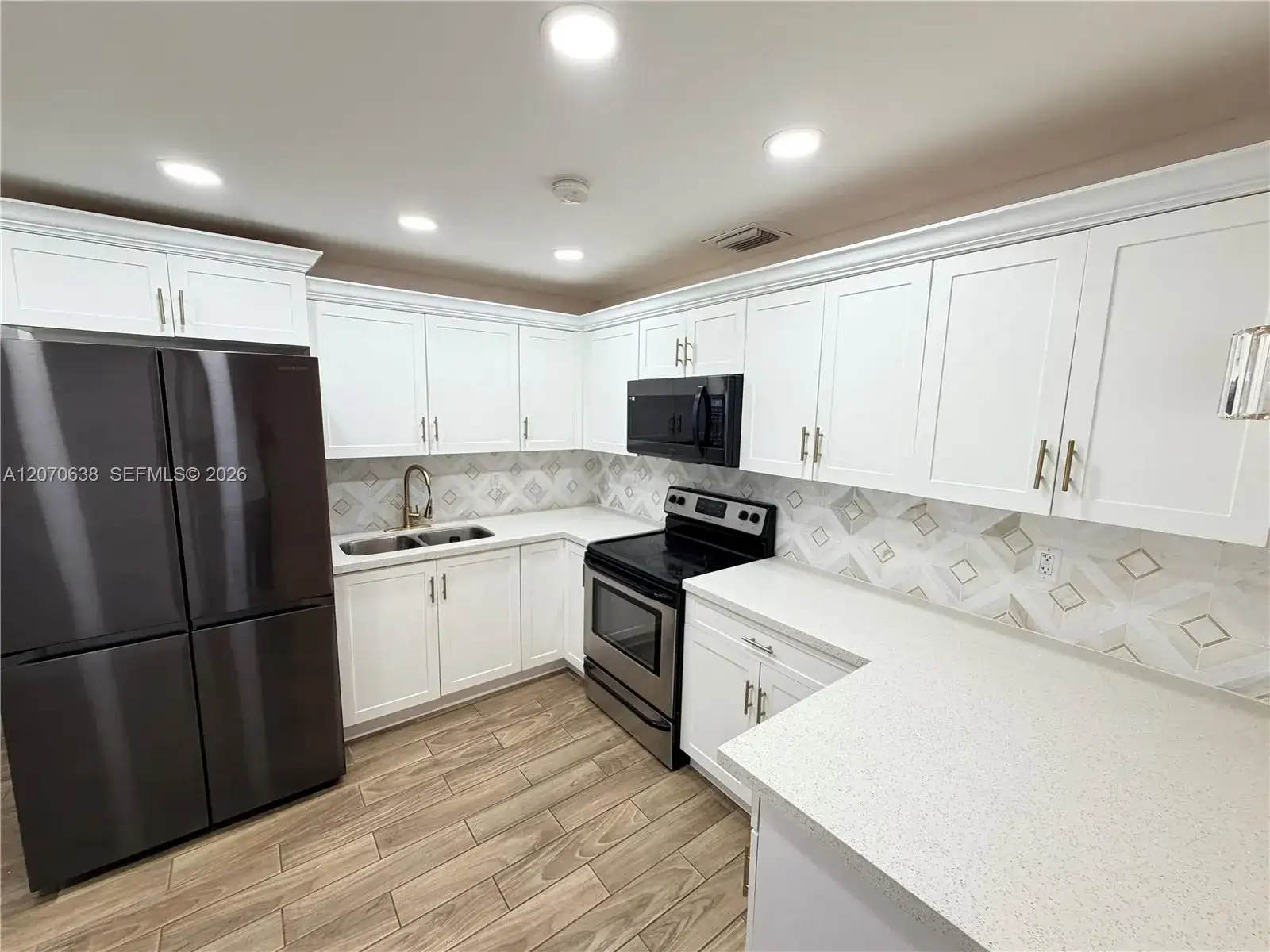 18711 NW 24th Ave, Miami Gardens FL 33056 photo 2