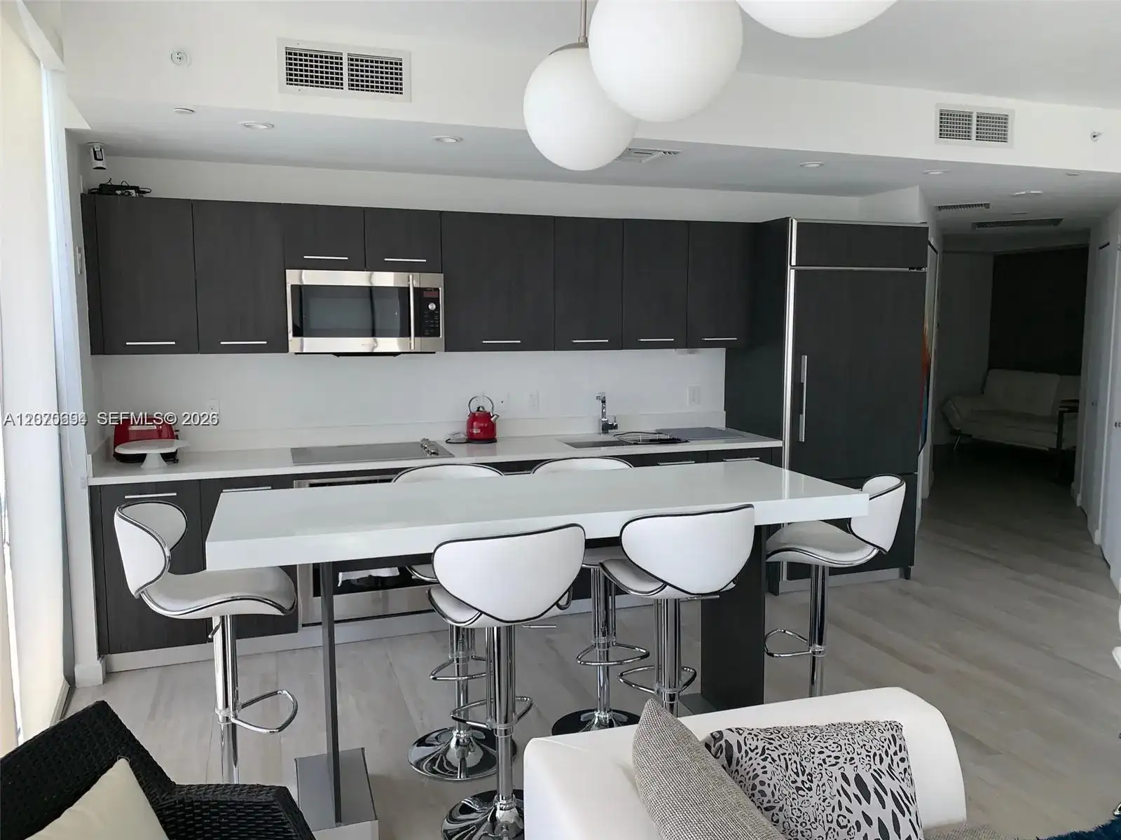 55 SW 9th St # 2706, Miami FL 33130 photo 4