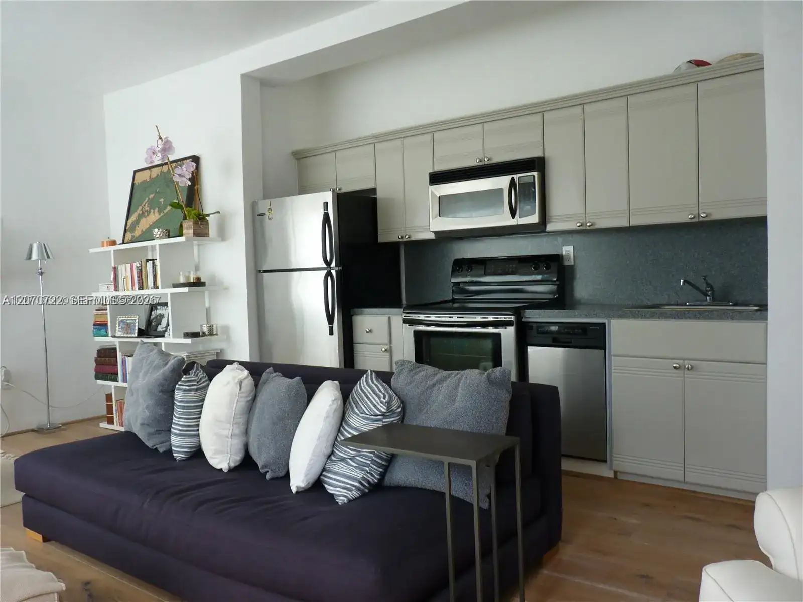 820 Euclid Ave # 204, Miami Beach FL 33139 photo 4