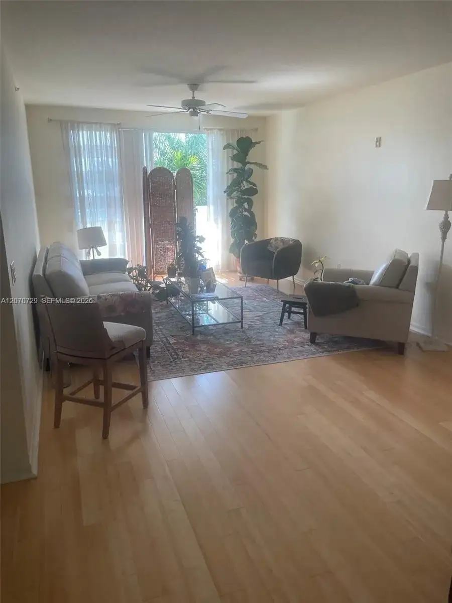 2401 NE 65th St # 511, Fort Lauderdale FL 33308 photo 2