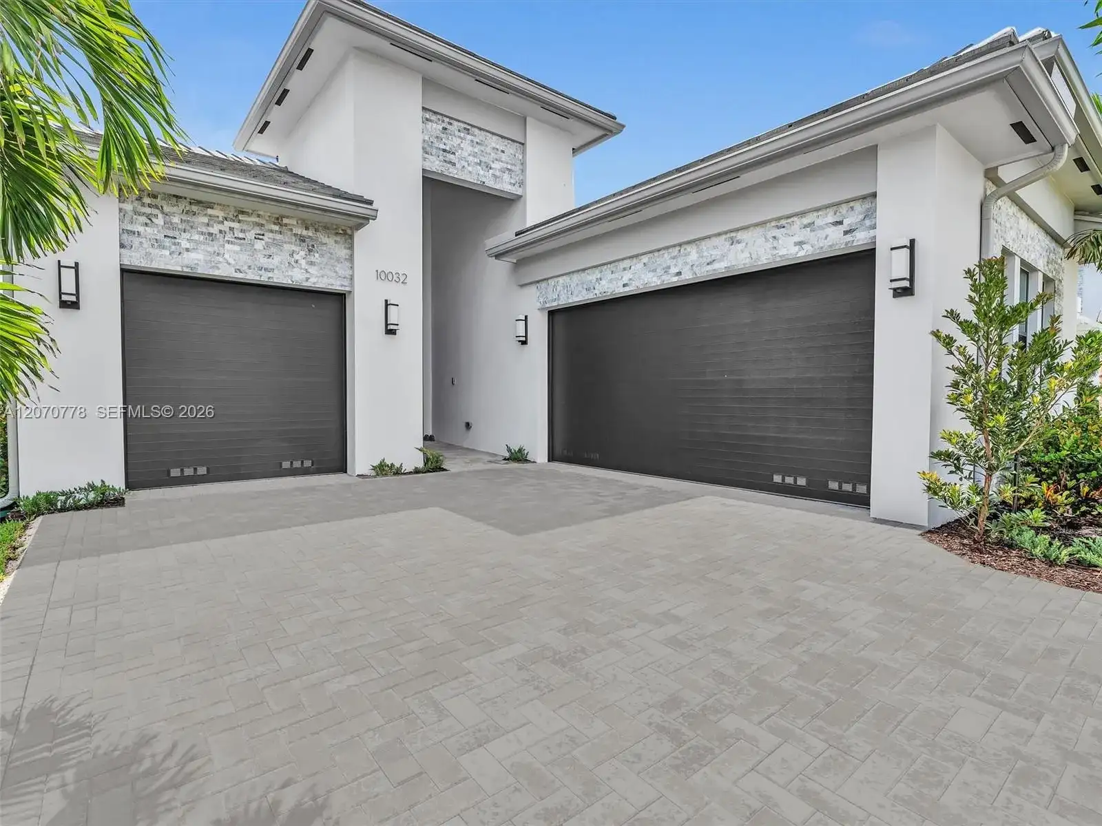 10032 Stockrun Dr, Palm Beach Gardens FL 33412 photo 2