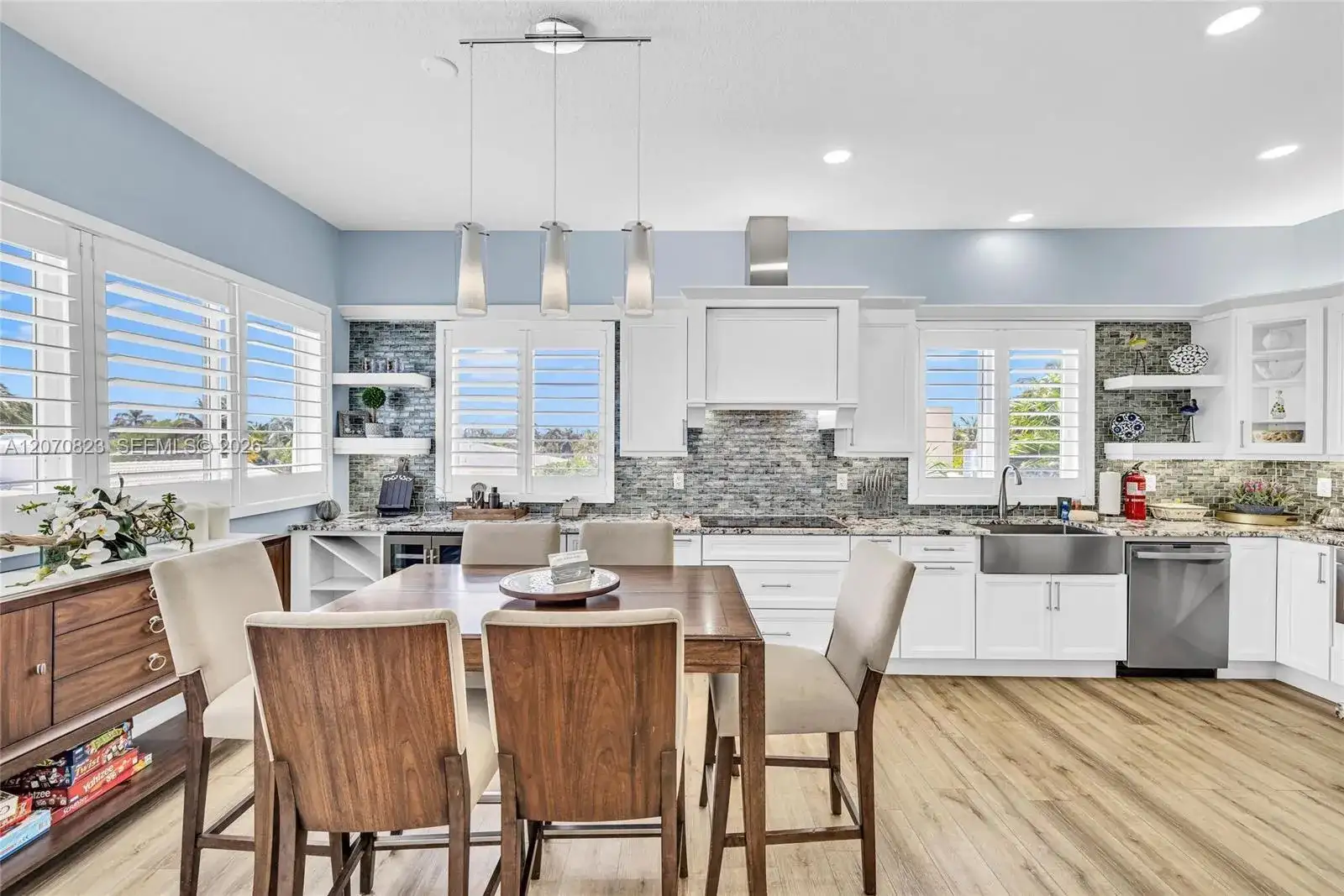 311 N N Surf Rd, Hollywood FL 33019 photo 3