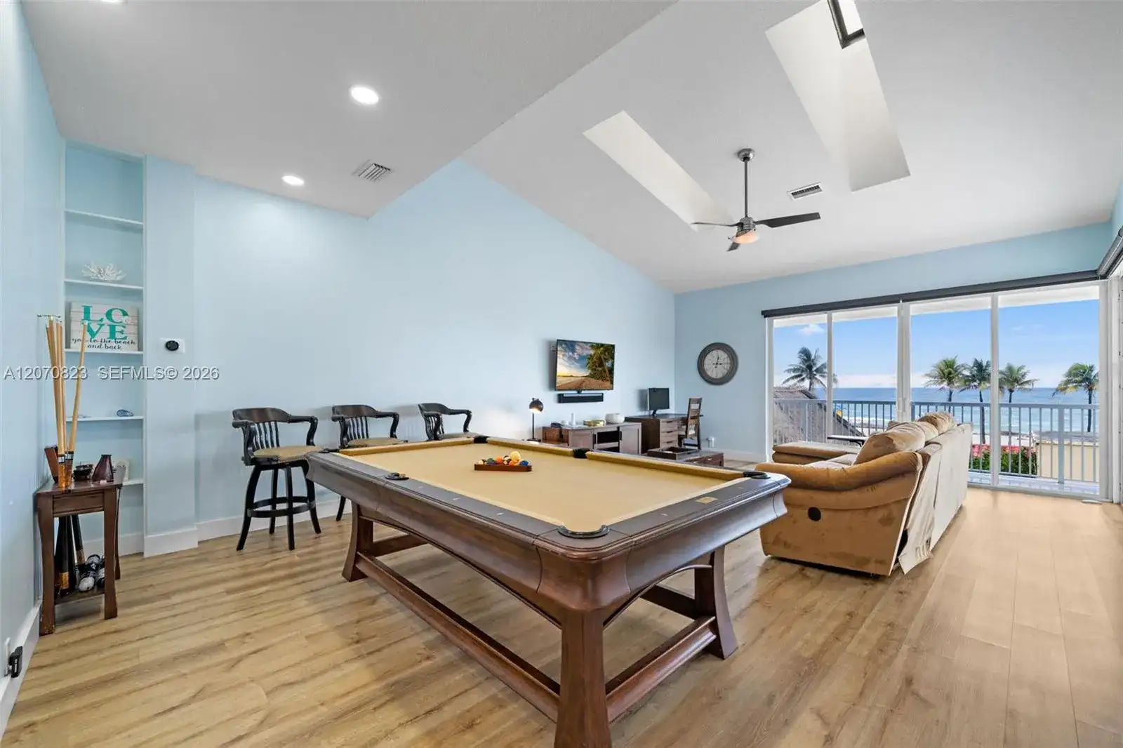 311 N N Surf Rd, Hollywood FL 33019 photo 4