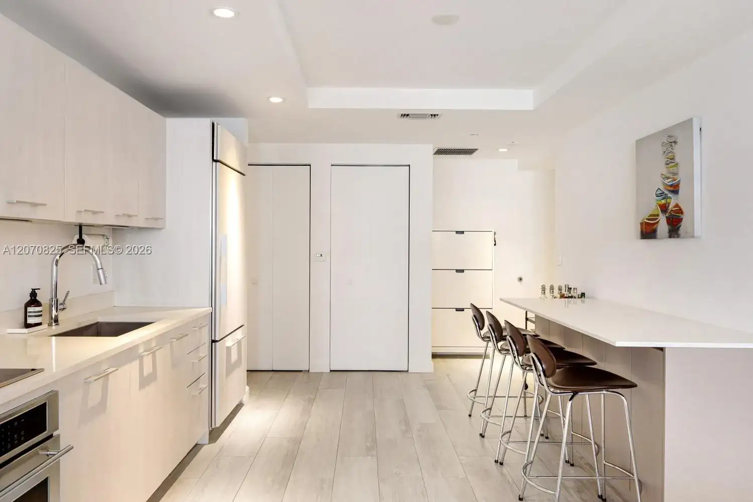 55 SW 9th St # 1609, Miami FL 33130 photo 3