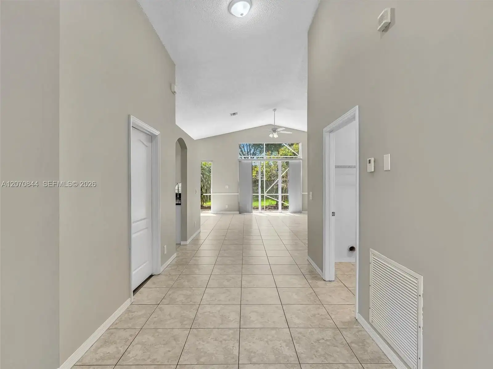 6271 SW 195th Ave, Pembroke Pines FL 33332 photo 3