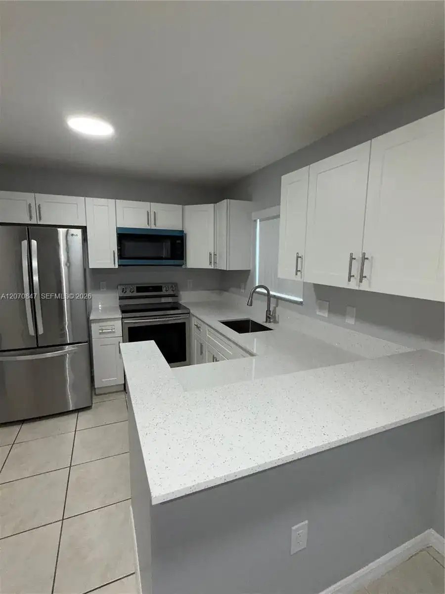 1261 SE 27th St # 101, Homestead FL 33035 photo 2