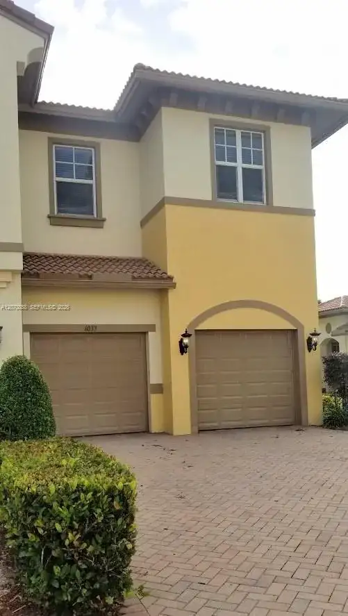 6033 NW 118th Dr # 6033, Coral Springs FL 33076 photo 2