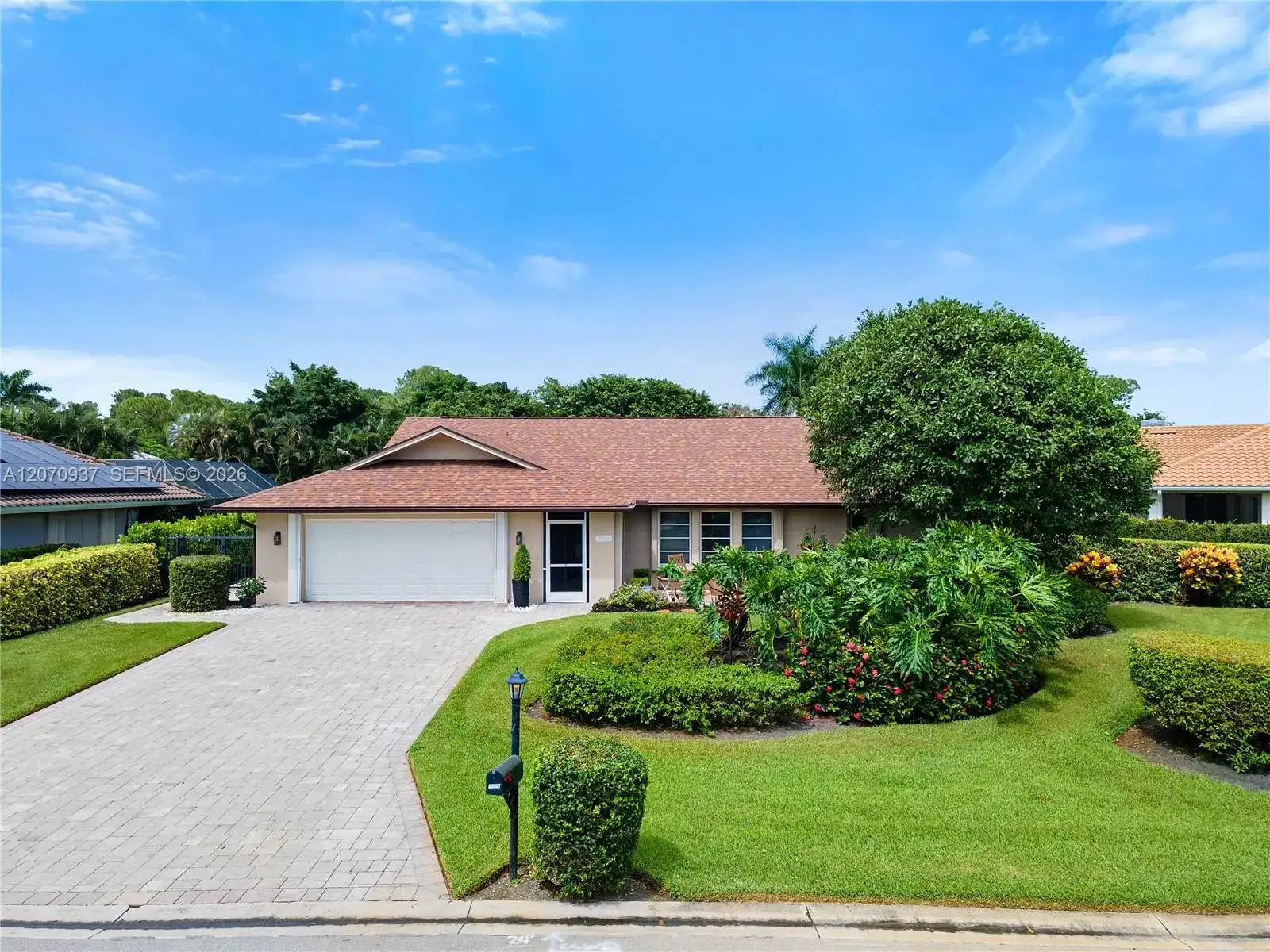 2236 Queens Blvd, Naples FL 34112 photo 4