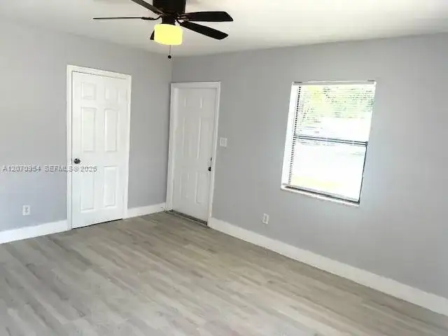 504 N 57th Ave, Hollywood FL 33021 photo 4
