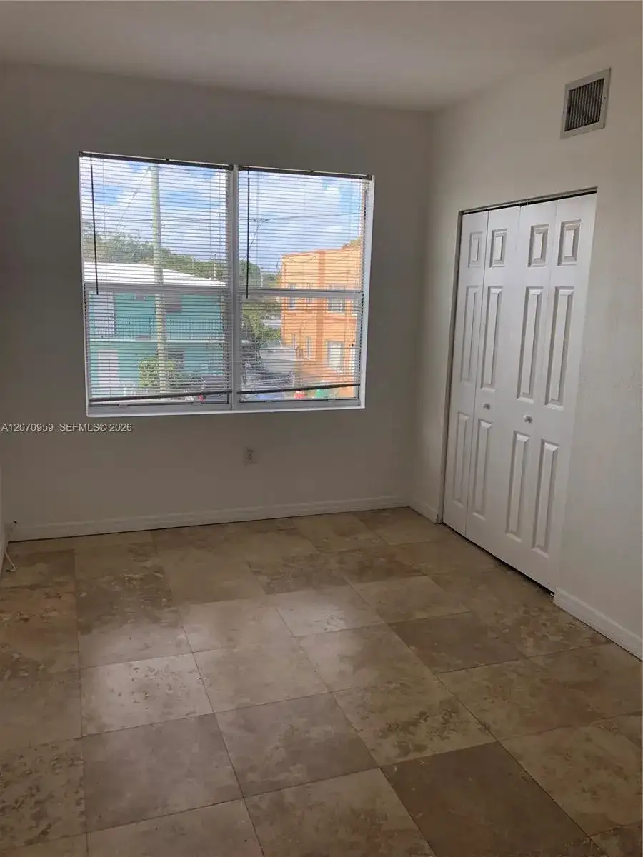 953 SW 10th St # 12, Miami FL 33130 photo 2