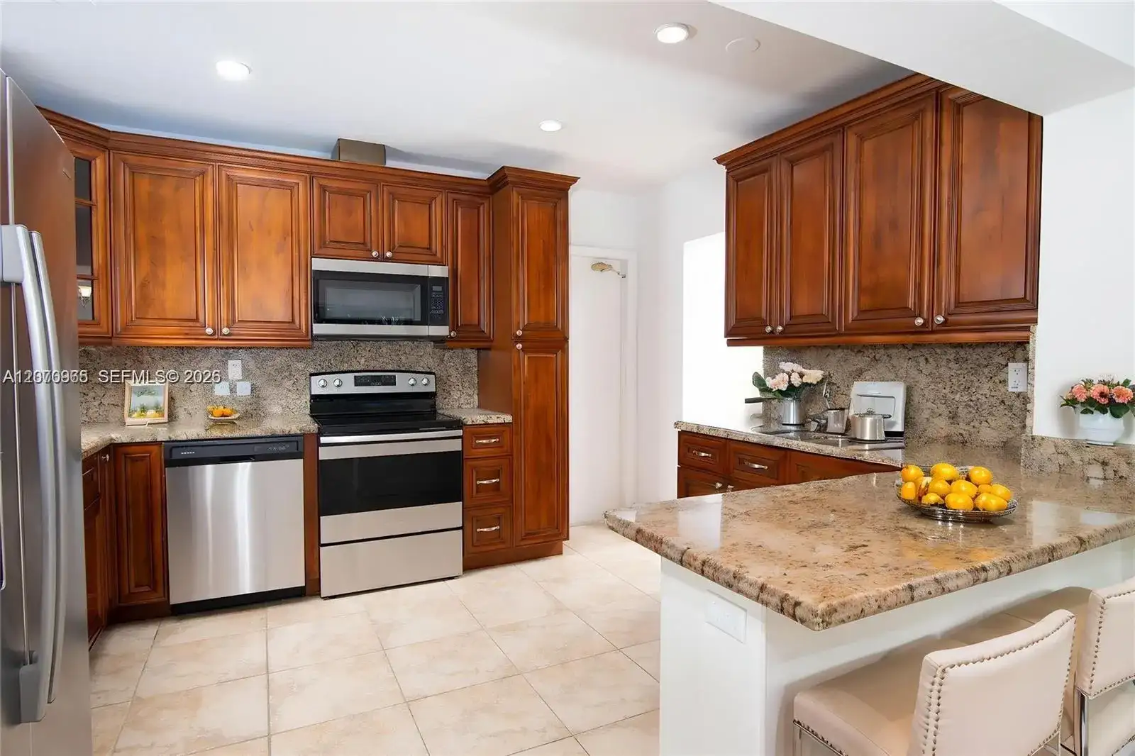 9310 SW 57th Ter, Miami FL 33173 photo 4