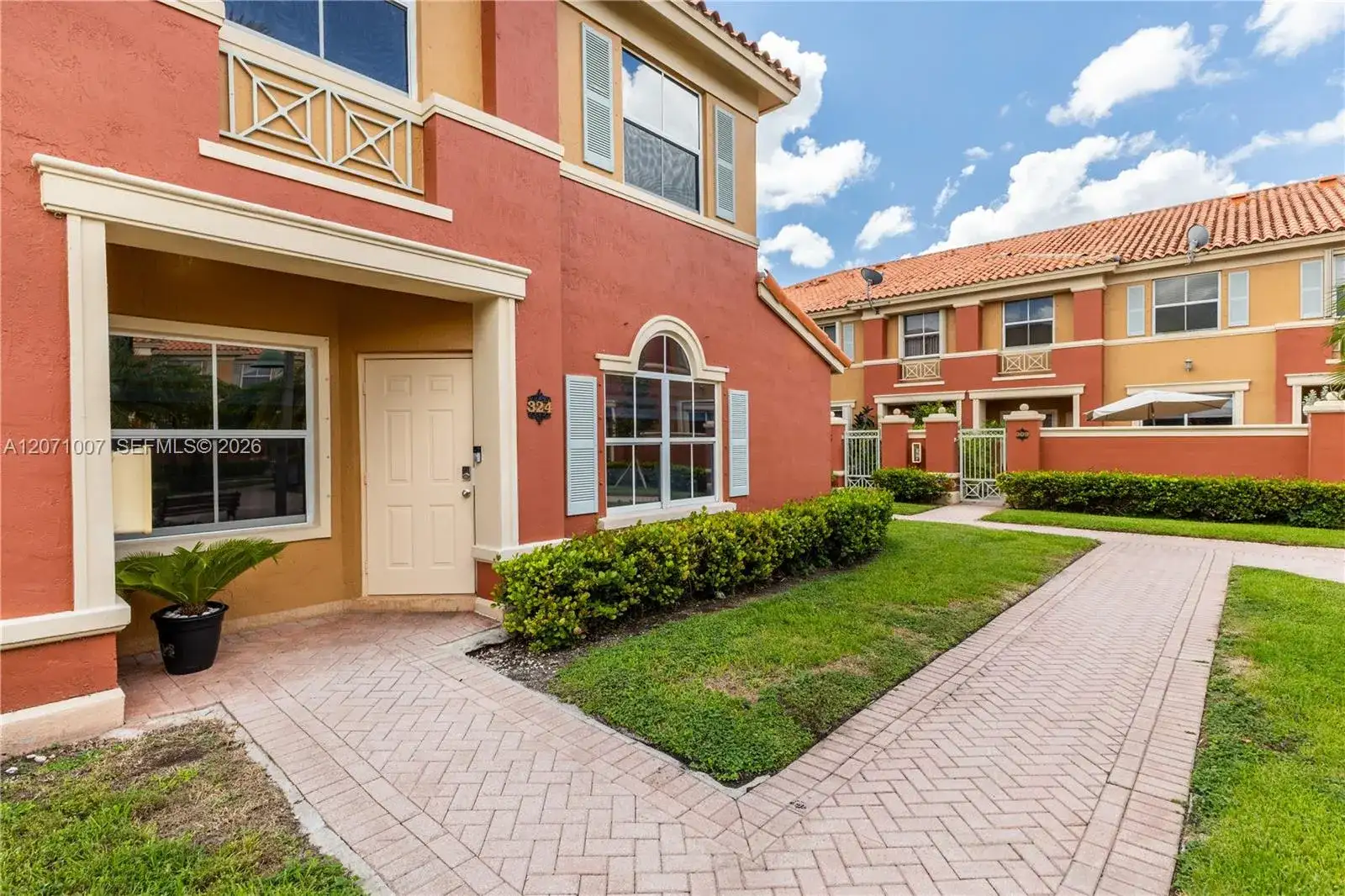 6142 NW 115th Pl # 324, Doral FL 33178 photo 3