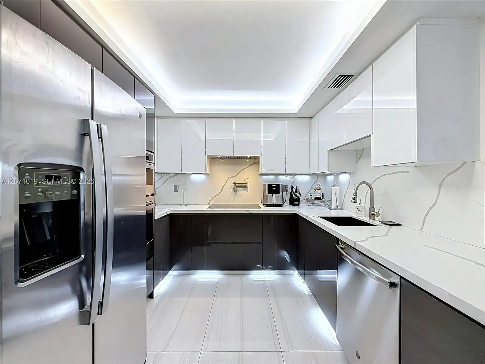6900 Bay Dr # 11G, Miami Beach FL 33141 photo 2