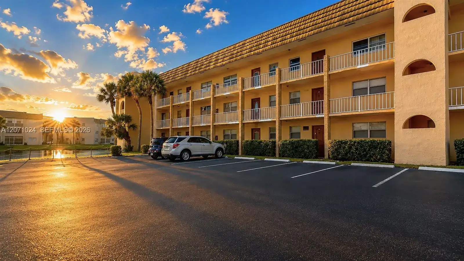 8500 Sunrise Lakes Blvd # 201, Sunrise FL 33322 photo 2