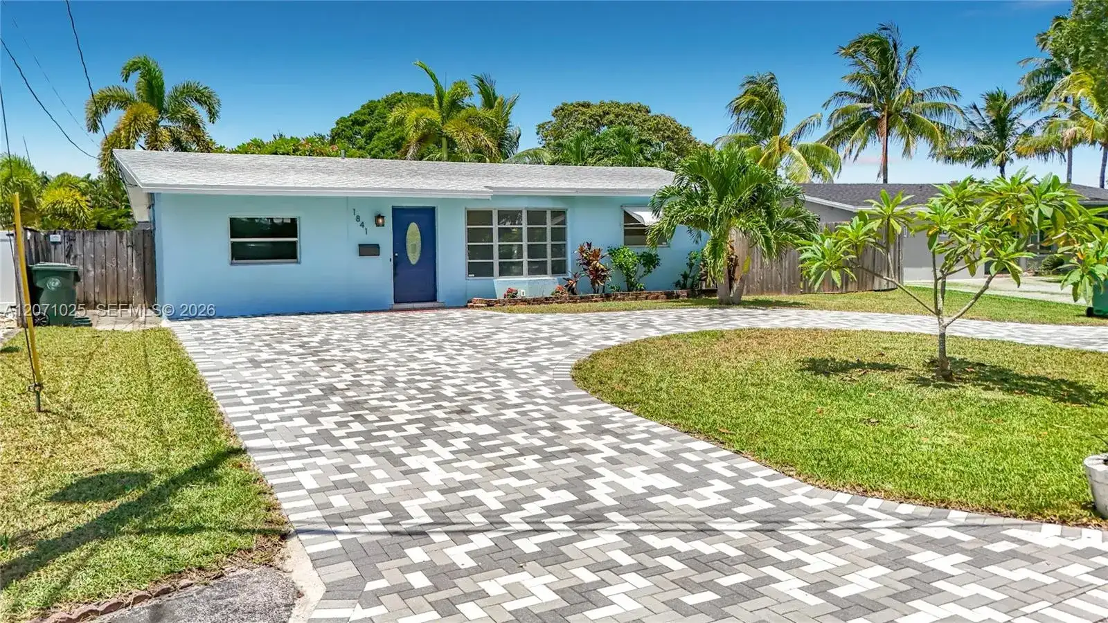1841 NW 33rd Ct, Oakland Park FL 33309 photo 2