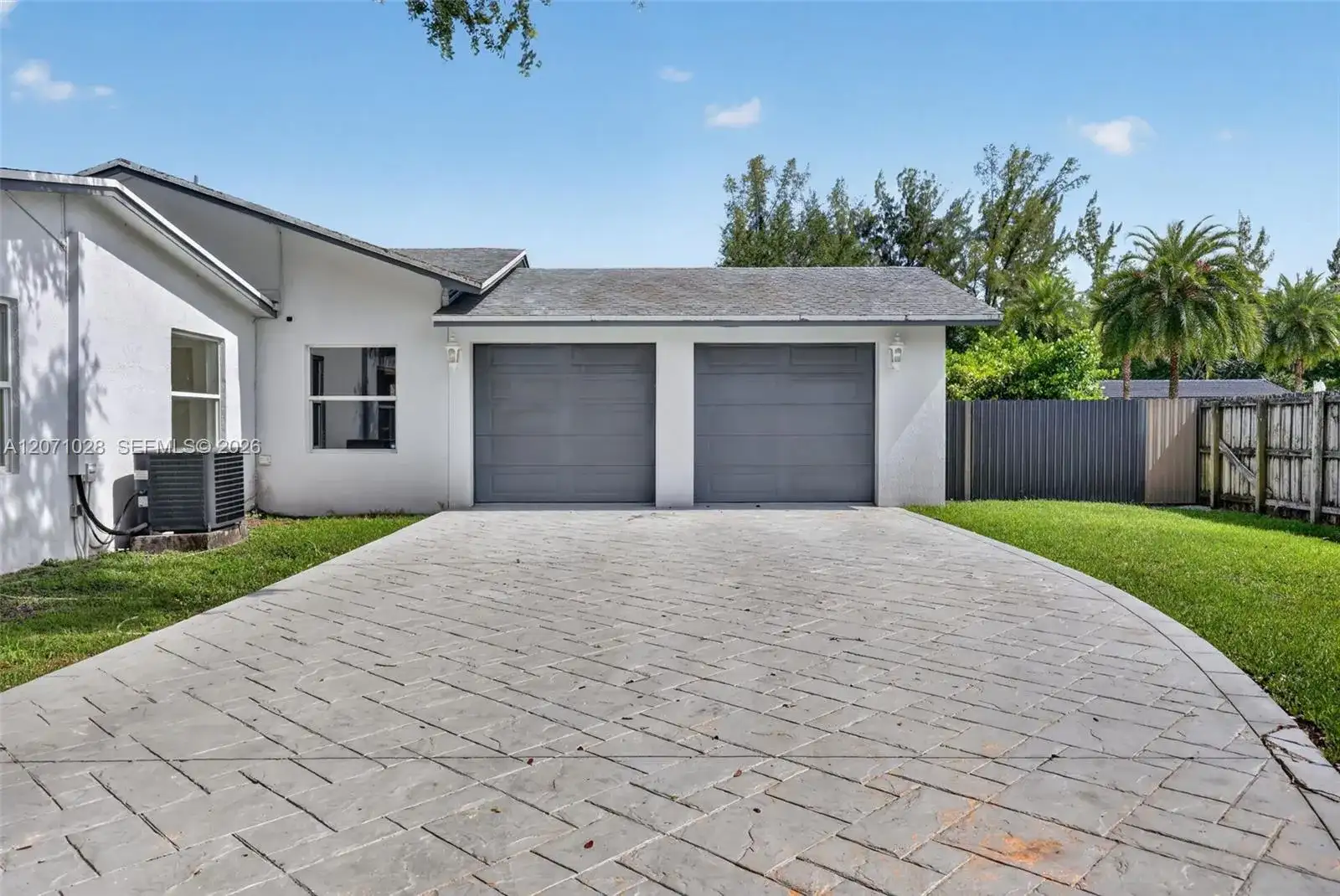 10890 SW 95th St, Miami FL 33176 photo 5