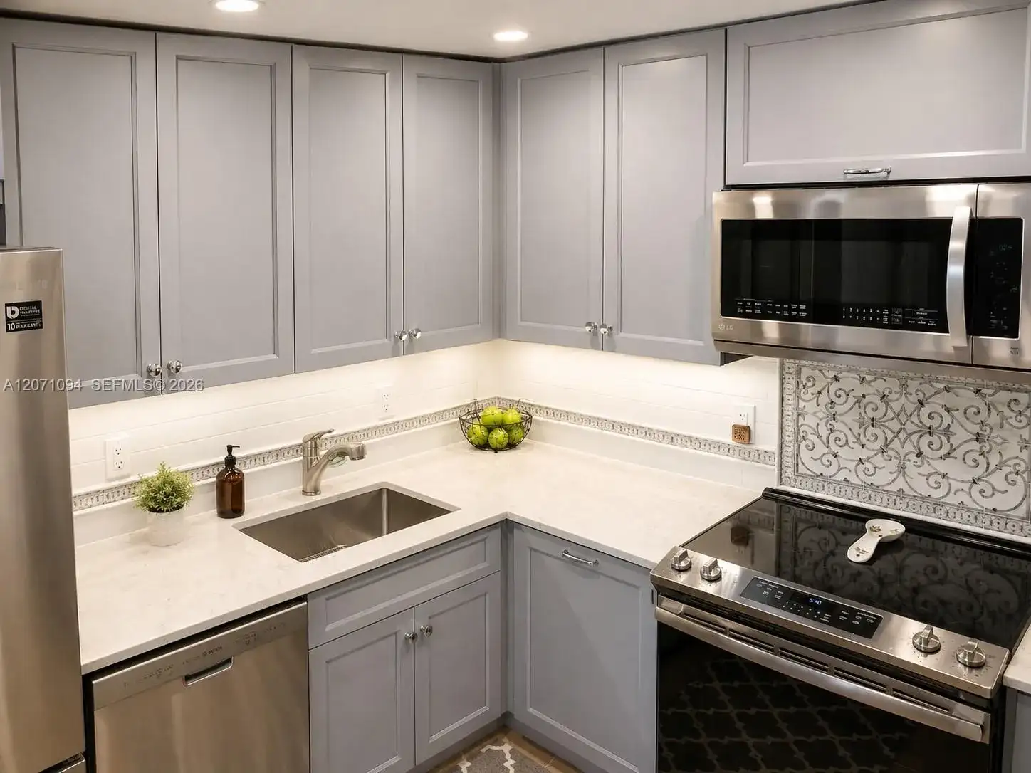 800 West Ave # 817, Miami Beach FL 33139 photo 5