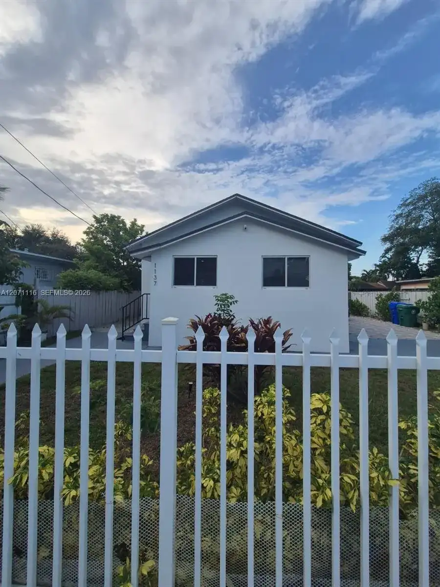 1137 NW 55th St, Miami FL 33127 photo 3