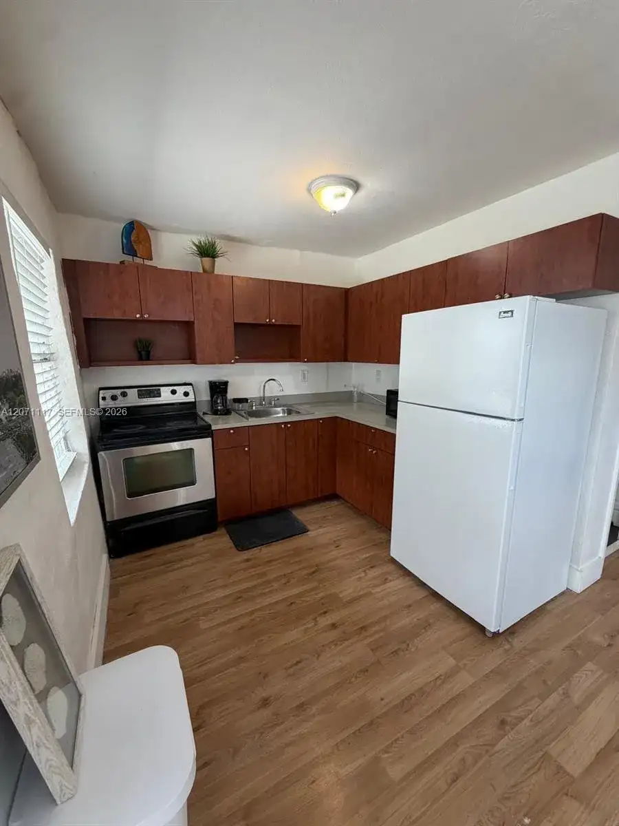 127 NW 47th Ter # 4, Miami FL 33127 photo 3
