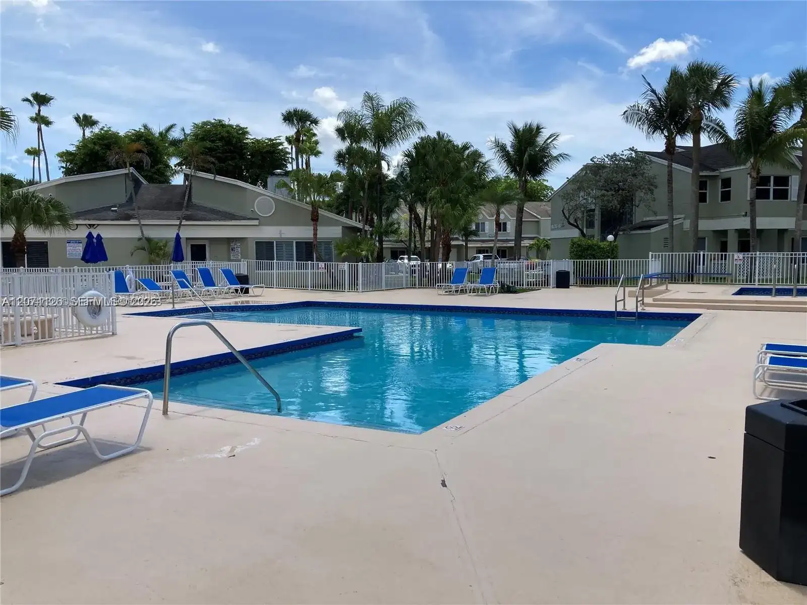 17505 NW 67th Pl # 11, Hialeah FL 33015 photo 3