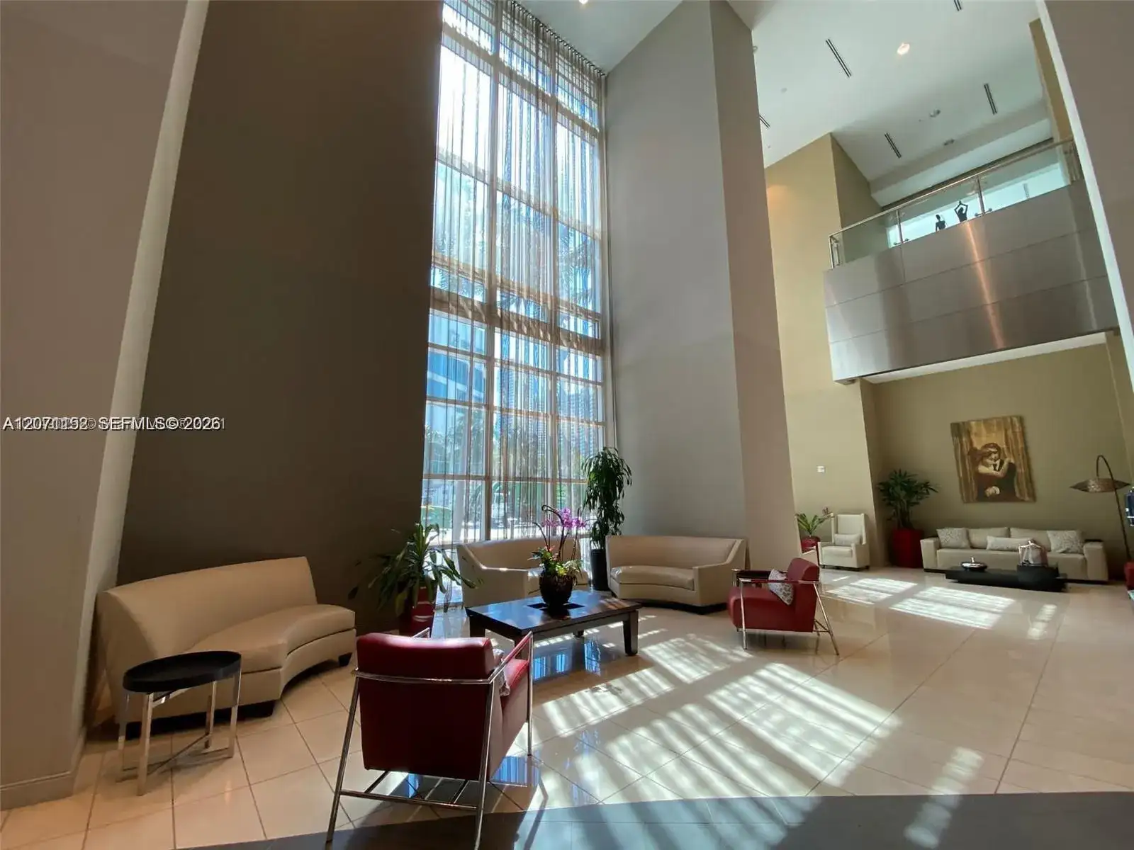 300 S Biscayne Blvd # 3311, Miami FL 33131 photo 4