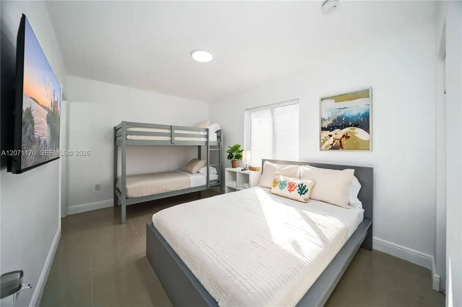 1250 NE 110th St # 1250, Miami FL 33161 photo 2