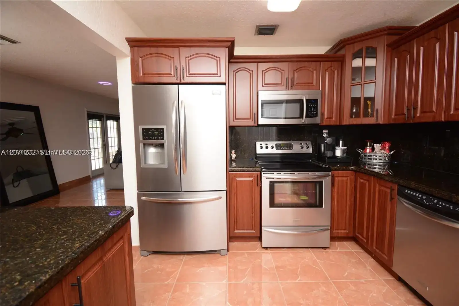 10301 SW 199th St, Cutler Bay FL 33157 photo 4