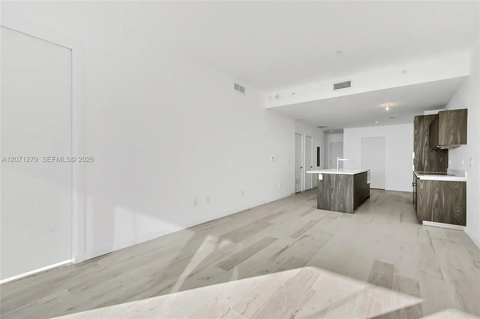 480 NE 31st St # 904, Miami FL 33137 photo 3